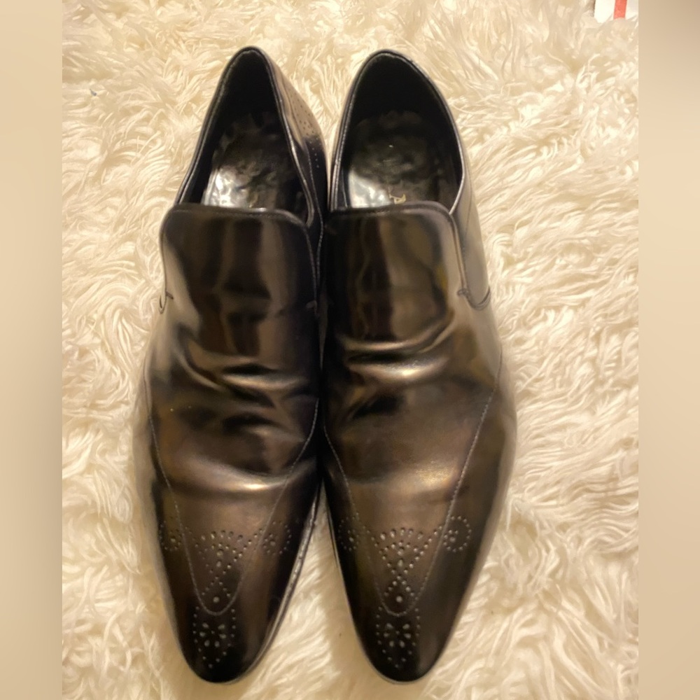 AUTHENTIC PRADA MENS LEATHER LOAFERS